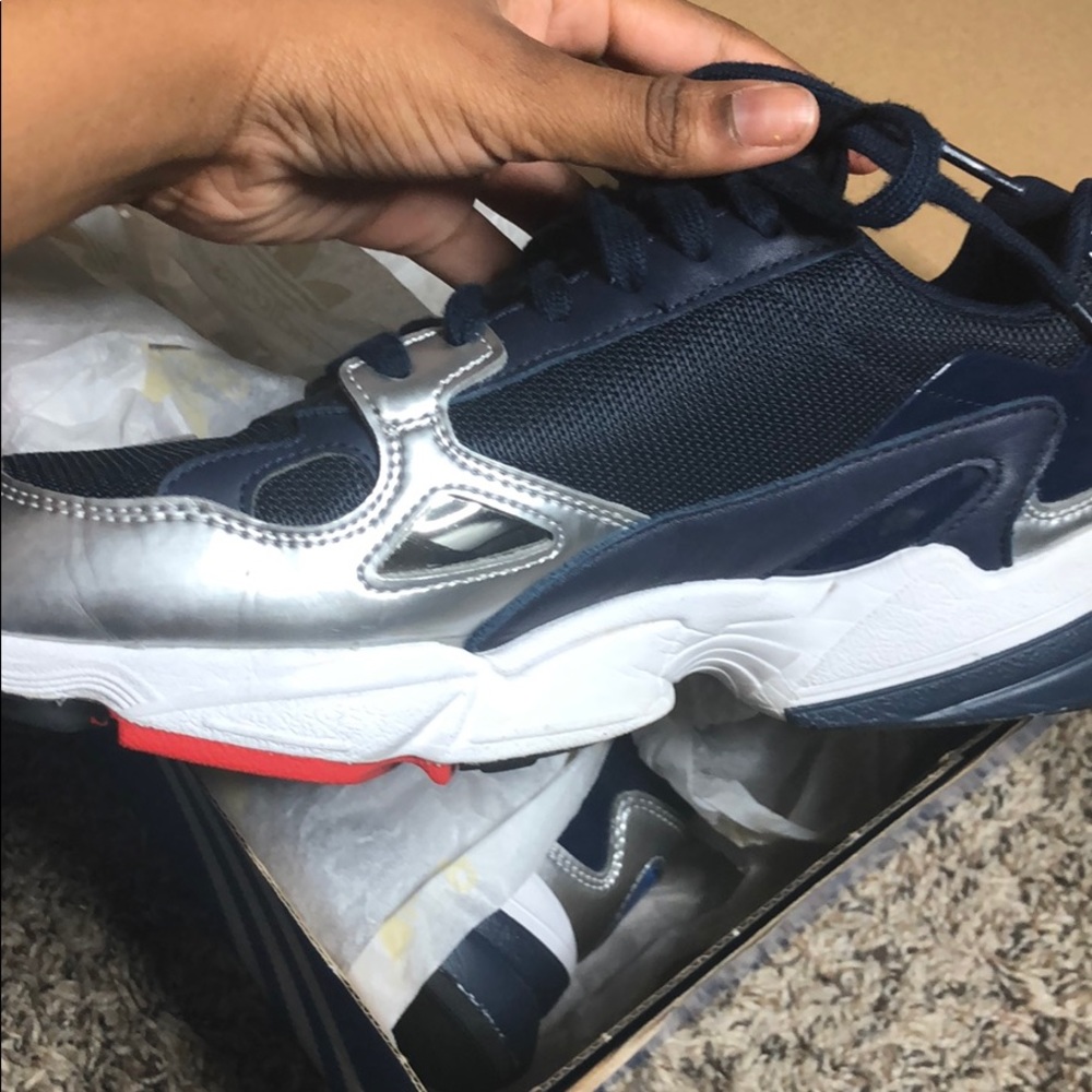 Falcon Addidas - Picture 2 of 4